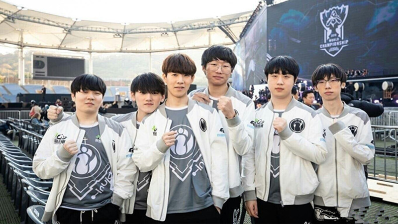 【资讯】王者荣耀2月19日，20日转会综述，两战队改名三豪门换教练