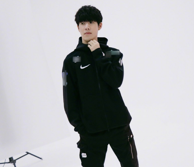 这谁能想到？FPX四连败成LPL首支告别S赛战队